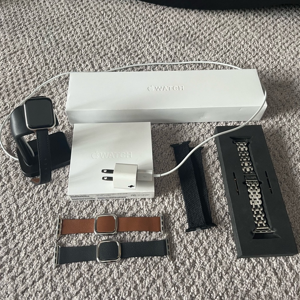 Apple Watch s6 Black and Brown Versatile Wearable